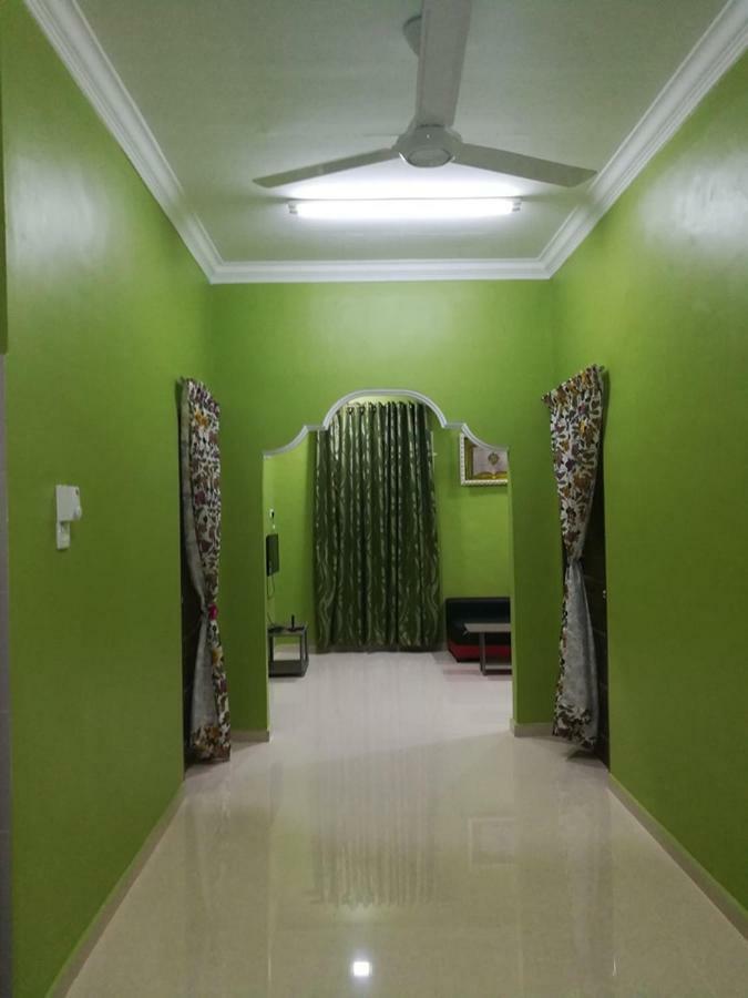 Homestay Damai Yusmila Kuala Terengganu Buitenkant foto