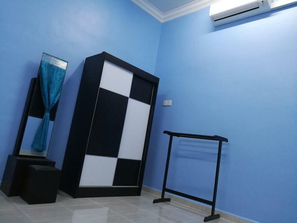 Homestay Damai Yusmila Kuala Terengganu Buitenkant foto